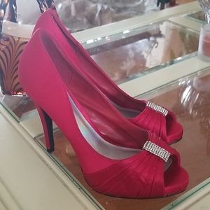 ♥️♥️♥️Satin heels